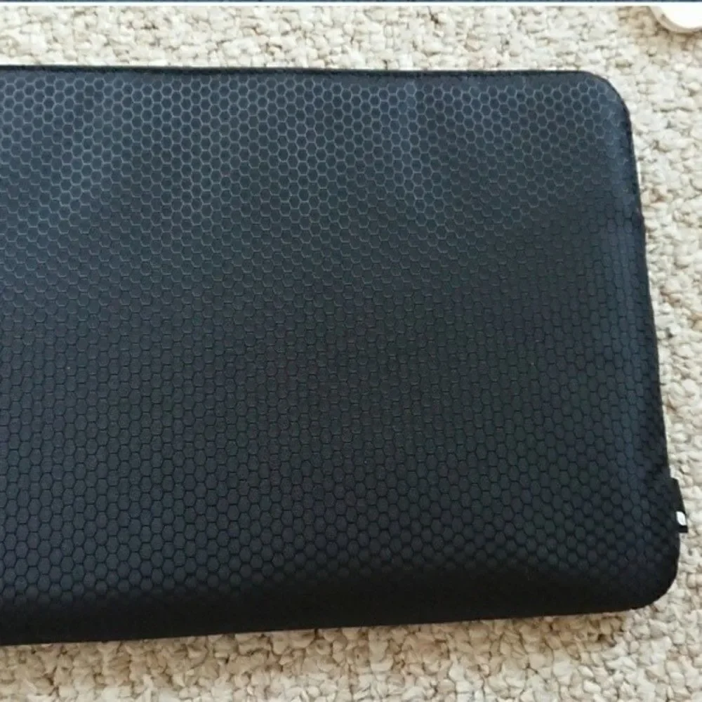 Brand new - Incase Slim Sleeve for MacBook 12